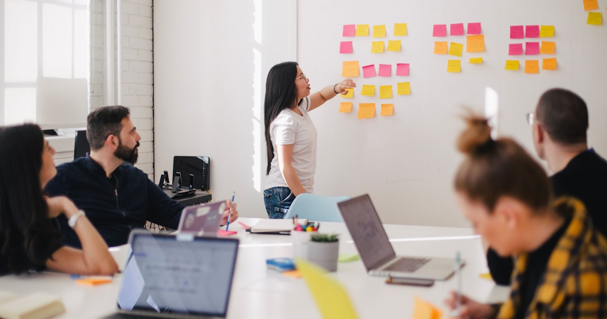 How to Use ChatGPT for Sales Proposal Writing (2024)